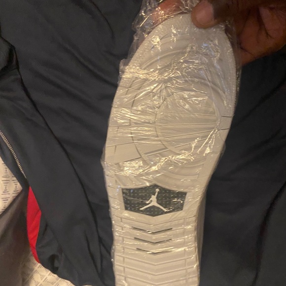 Jordan’s strapped up sz13 - Picture 5 of 8